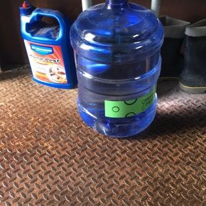 Meet your Posher, Adrian